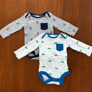 Set of 2 Baby Boden long sleeve onesies size 3-6 months with British theme